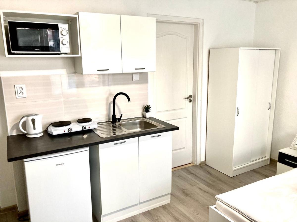 City Apartment Štúrovo Dış mekan fotoğraf