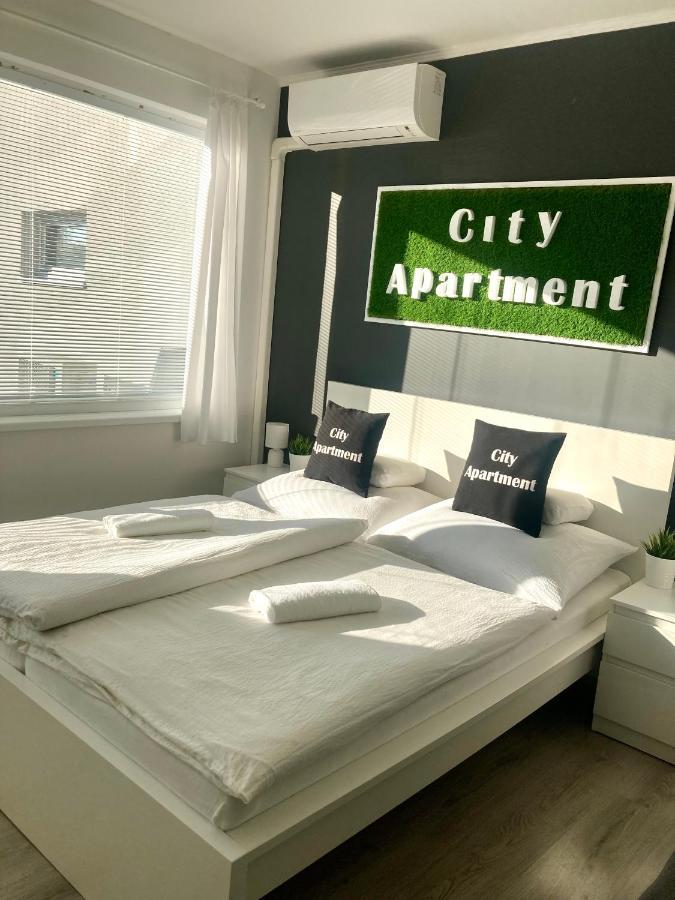 City Apartment Štúrovo Dış mekan fotoğraf