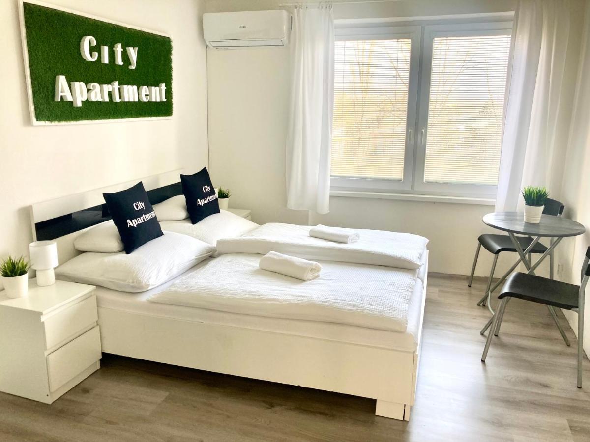 City Apartment Štúrovo Dış mekan fotoğraf